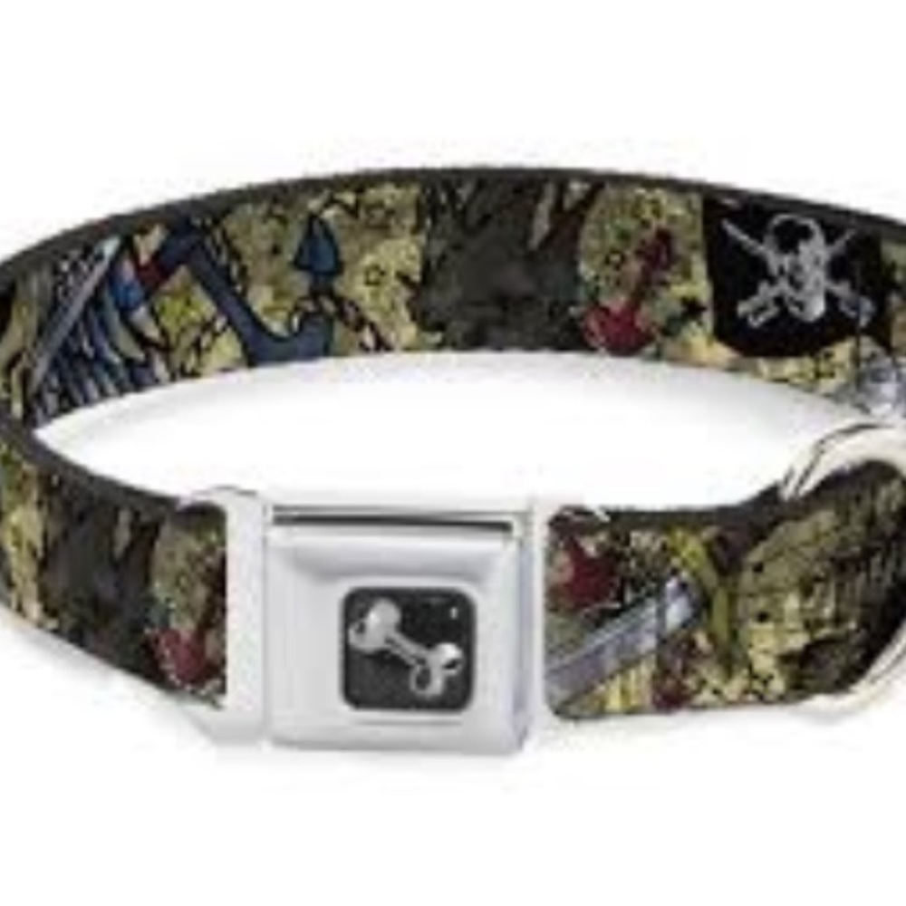 Buckle Down Dog Bone Seatbelt Buckle Collar - Dead Men Tell No Tales